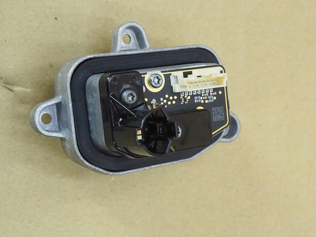 фото №13, Skoda kodiaq lift лівий поворотник модуль led