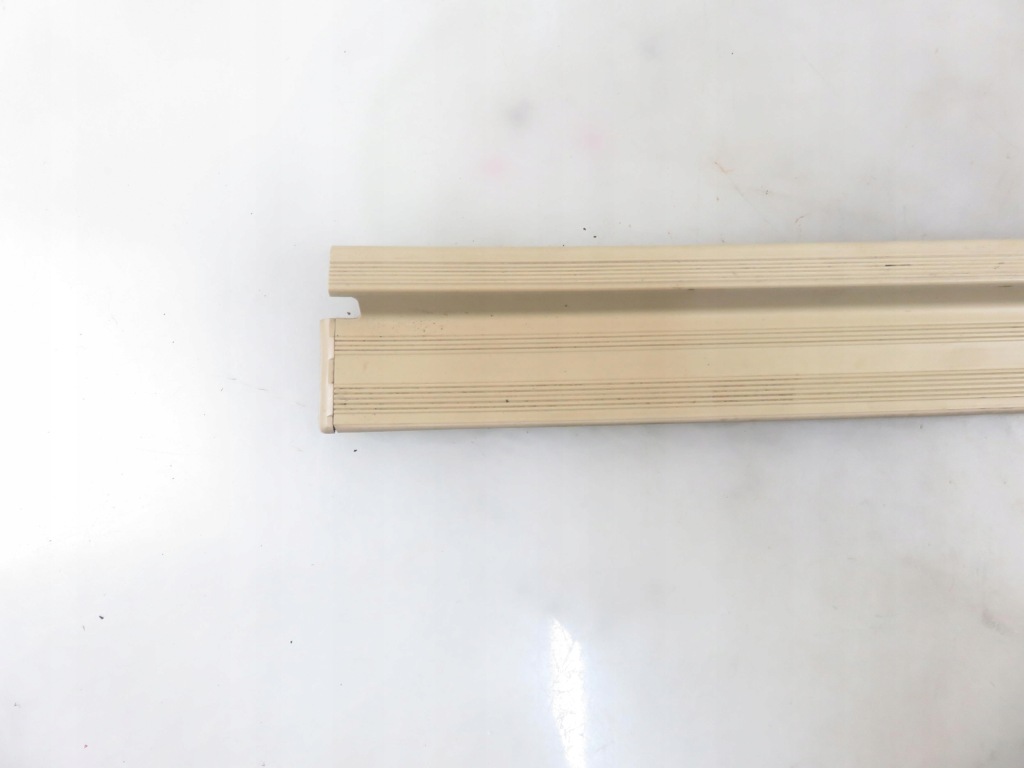 фото №3, Молдинг поріг внутрішня права mercedes sedan w124