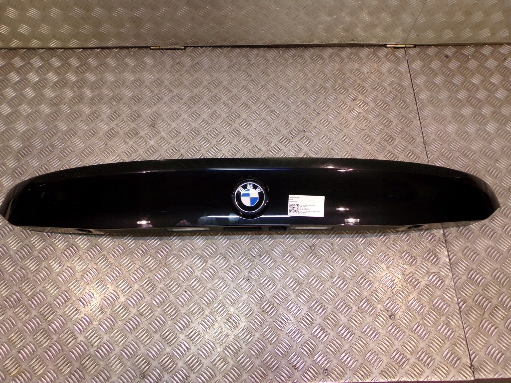 Купить Bmw g32 накладка крышки задний  black sapphire 475