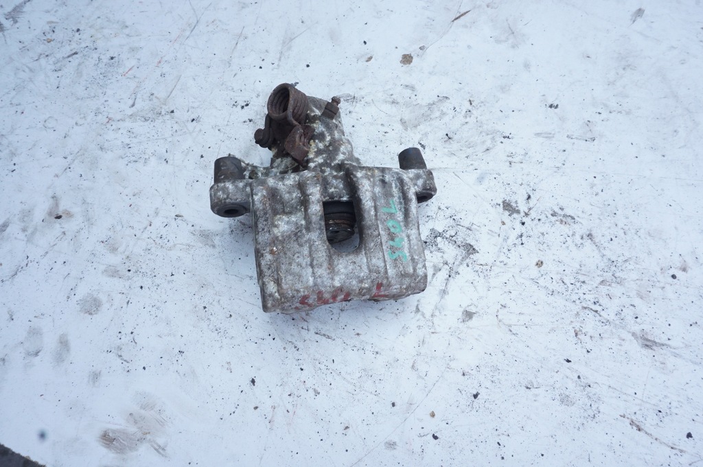 фото №1, Суппорт левый задняя volvo s40 i