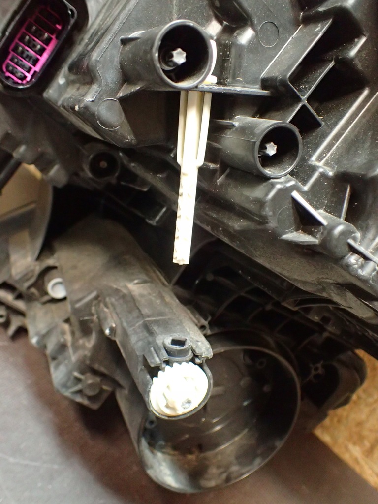 фото №8, Лампа перед правая skoda kodiaq full led