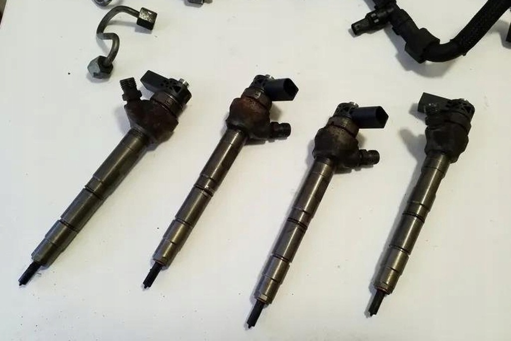 фото №8, Комплект форсунок audi q3 8u 0445110369 2.0l дизель 130kw 2012