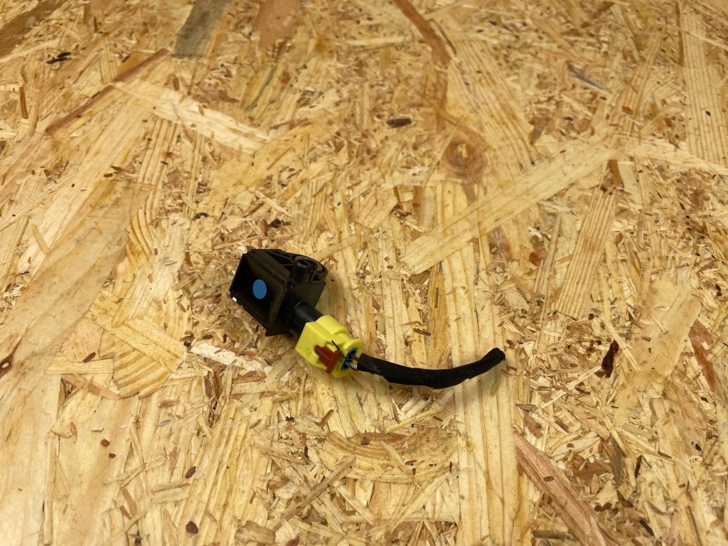 фото №7, Датчик удара ударный штекер vw skoda seat audi 5wa959651a