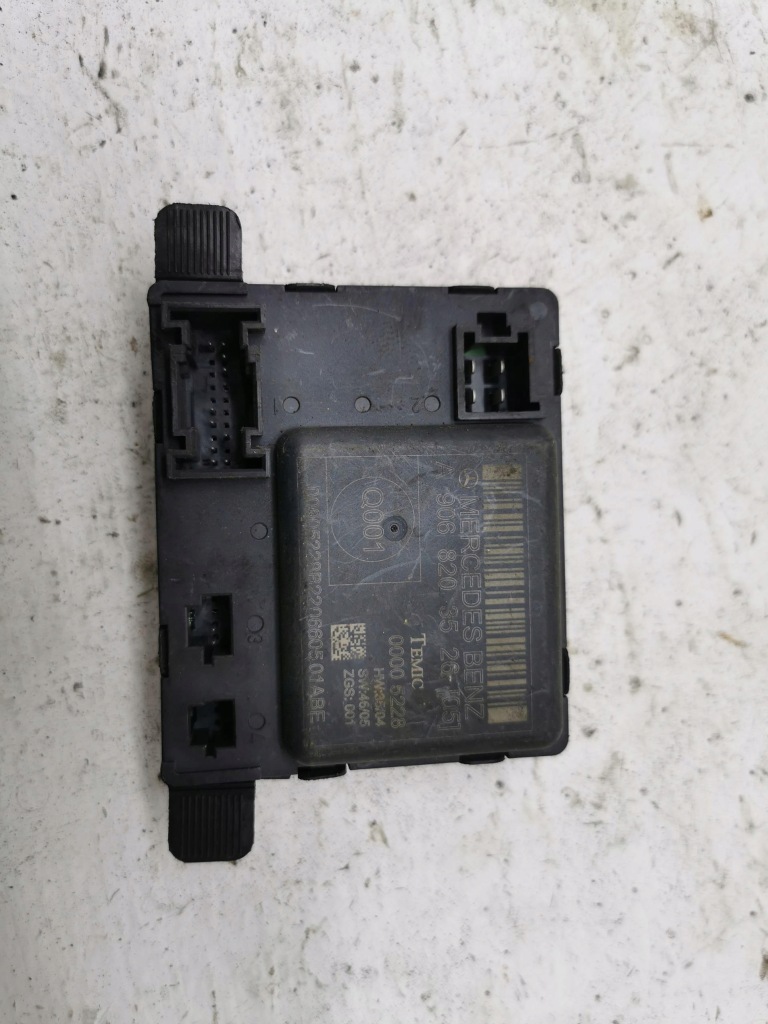 Купити Модуль двері mercedes sprinter w906 a9068203526