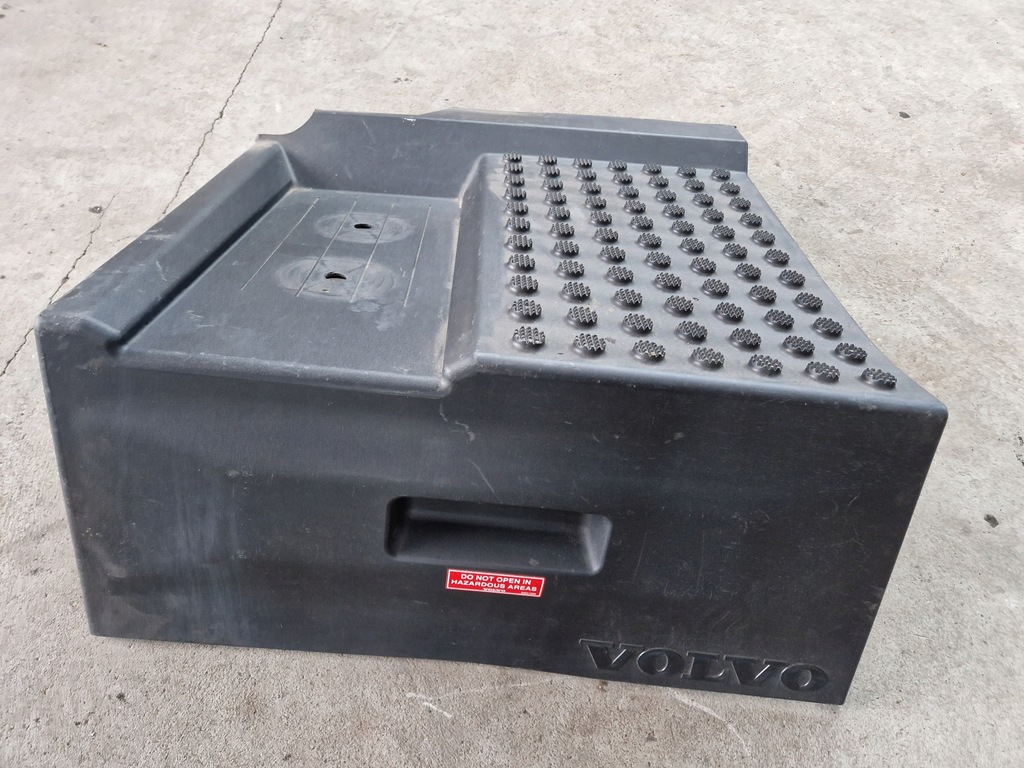 фото №1, Защита корпус крышка аккумулятор volvo fh 4 2013-