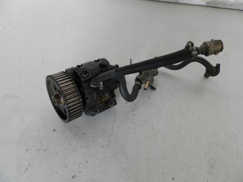 фото №7, Alfa romeo 147 насос впрыскная 1.9 jtd 0445010007