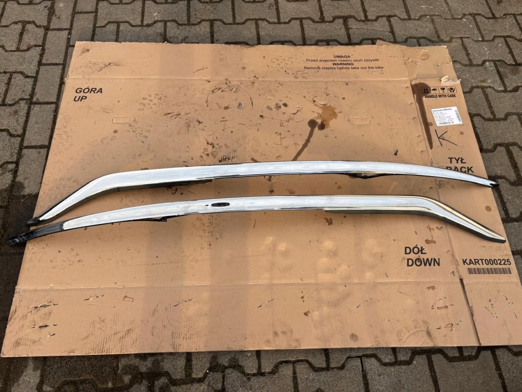 Купити Молдинг хром крила ліве перед citroen ds5 2011-2015 9802824577