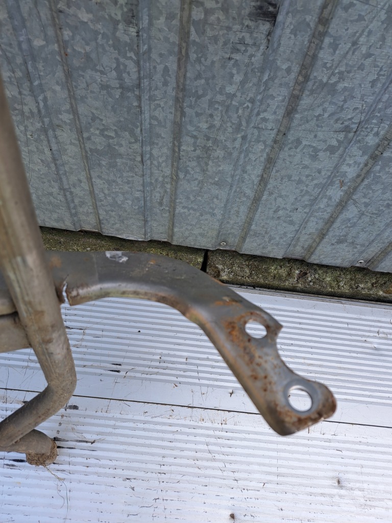 Iveco daily бампер помост подножка задний  задний с Разборки