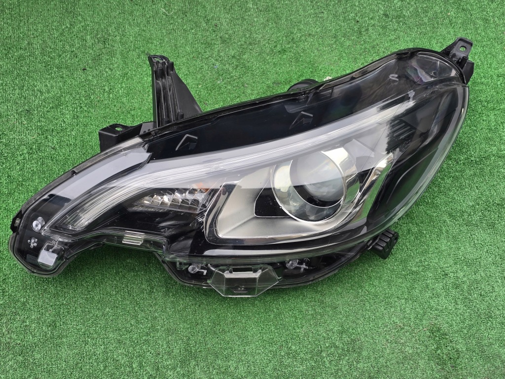 Купити Фара peugeot 108 90026268