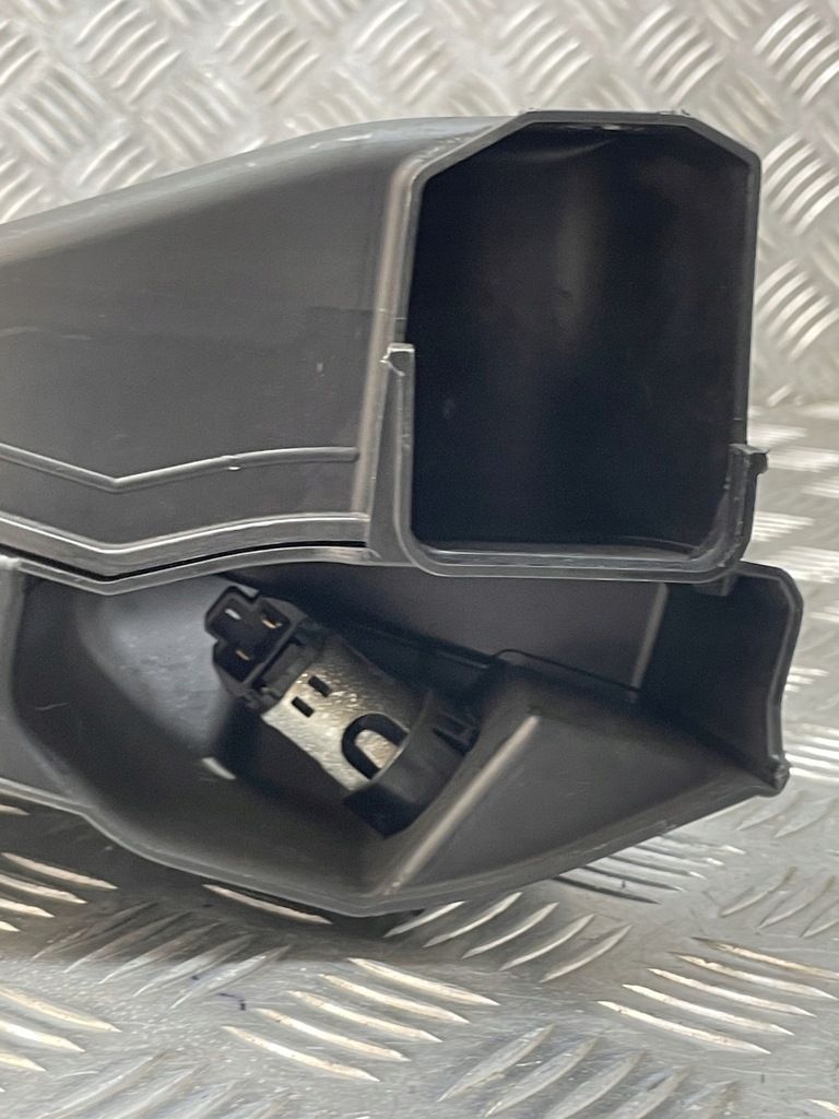 фото №7, Mercedes w206 корпус защита pod консоль a2066808400