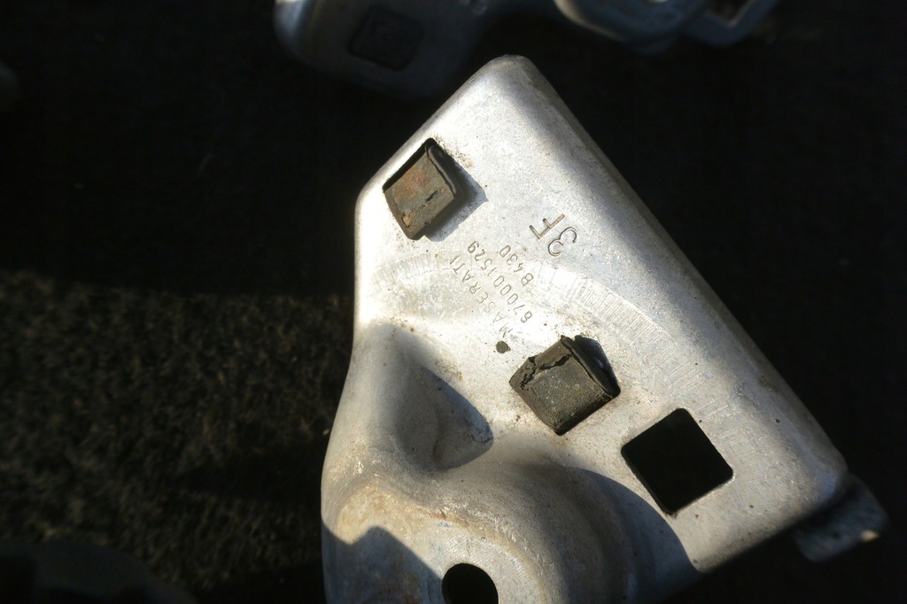 фото №5, Кронштейн выхлоп maserati quattroport ghibli