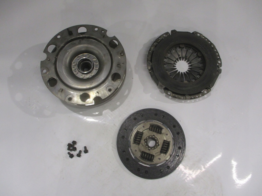 фото №5, Сцепление диск прижим колесо маховик комплект audi a4 b8 2.0 tdi 3082001011