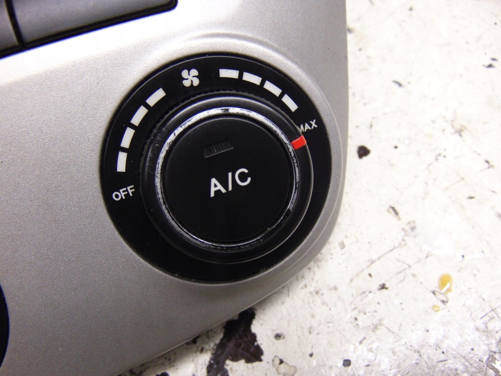 фото №9, Середня решітка обдув панель обдув кондиціонера kia ceed sw i 2006r- eu