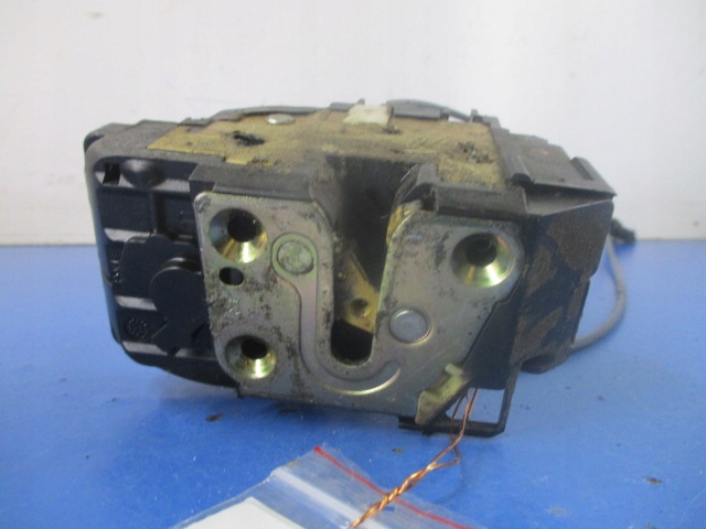 фото №4, Nissan micra k12 3d замок перед правий 3pin+linki