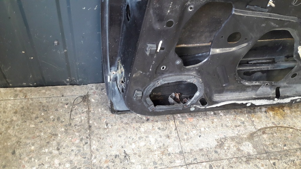 фото №7, Дверь правый перед fiat marea чёрные