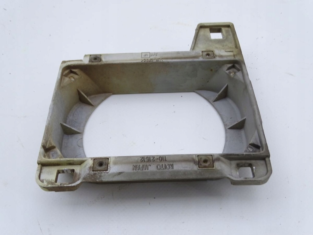 фото №1, Isuzu nkr npr nqr кронштейн лампы левый перед рамка