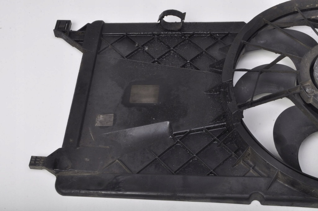 Focus mk2 c-max 1.6 1.8 tdci вентилятор радіатора Недорого