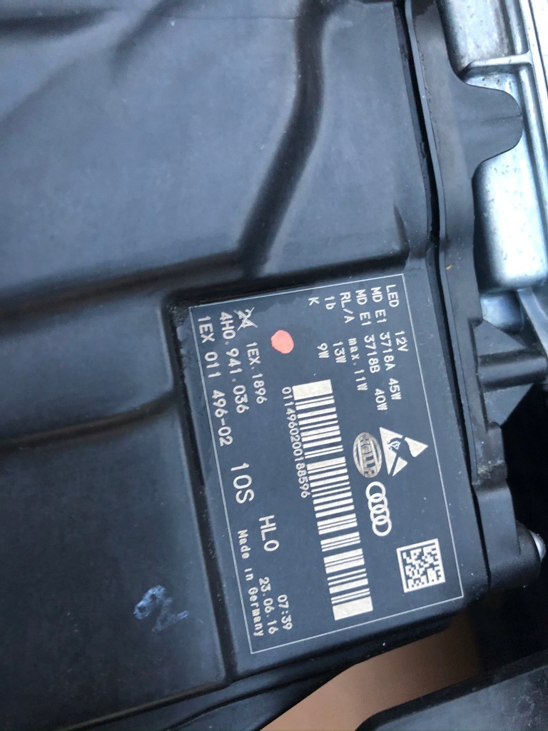 фото №7, Audi a8 d4 lift 4,0 tfsi лампы matrix бампер капот крылья радиатор lx7r