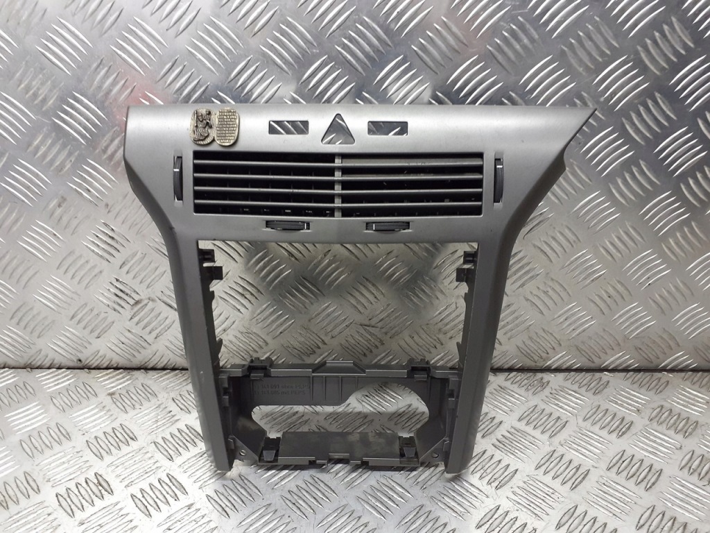 фото №1, Панель консоли центральной opel astra h 331985437