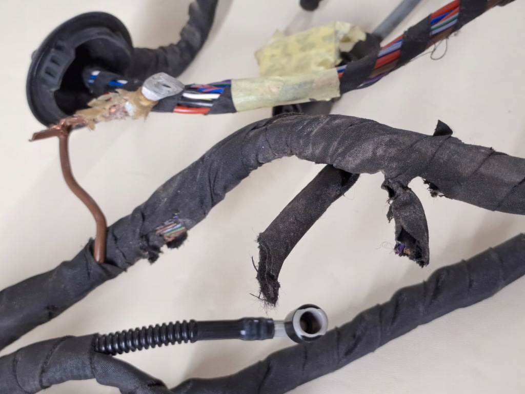 фото №12, Жгут электропроводка перед камера лонжерон 1.5 tsi skoda superb 3 iii 19r