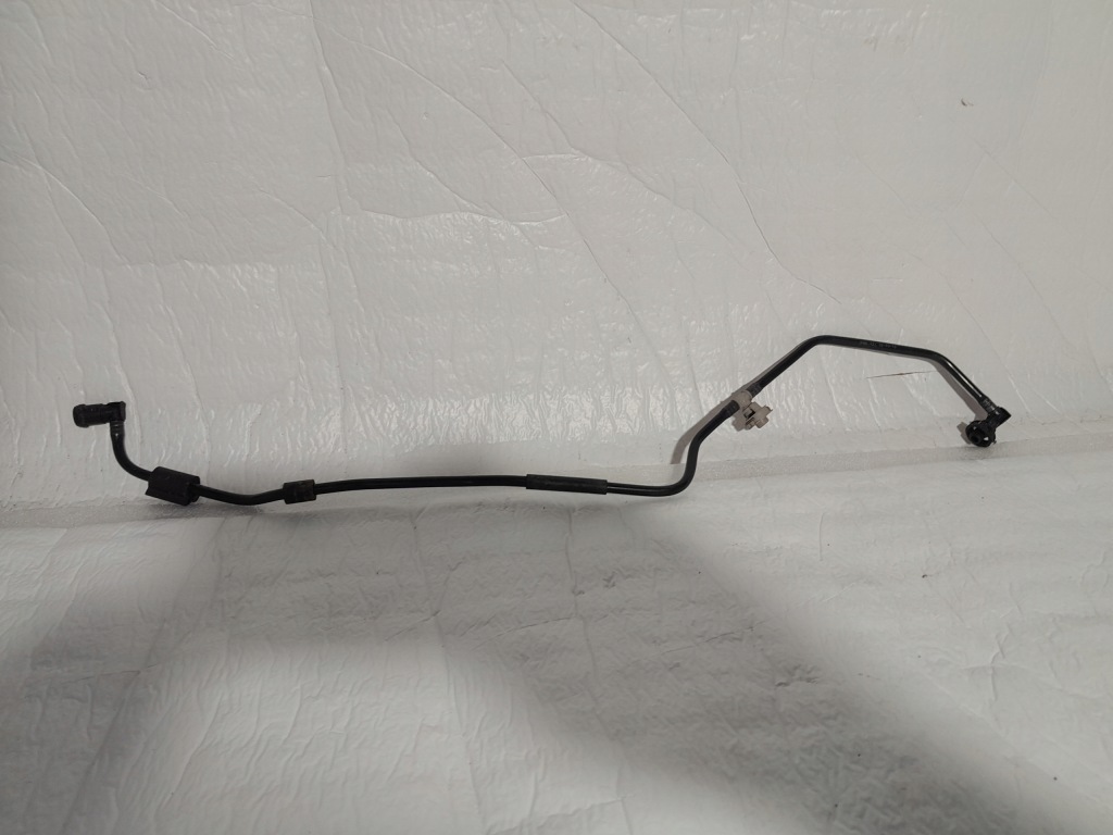 фото №1, Audi a4 b9 шланг вентиляційний 8w1121081ar