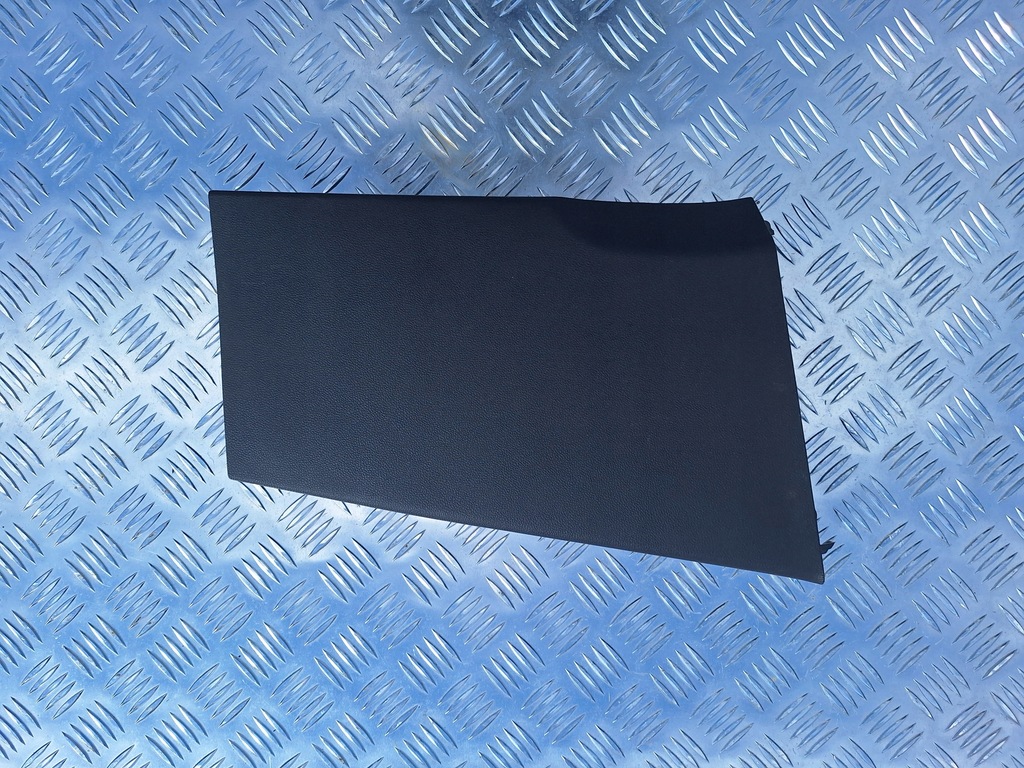 фото №1, Renault clio v 2023 правая сторона защита нижняя стойка / b