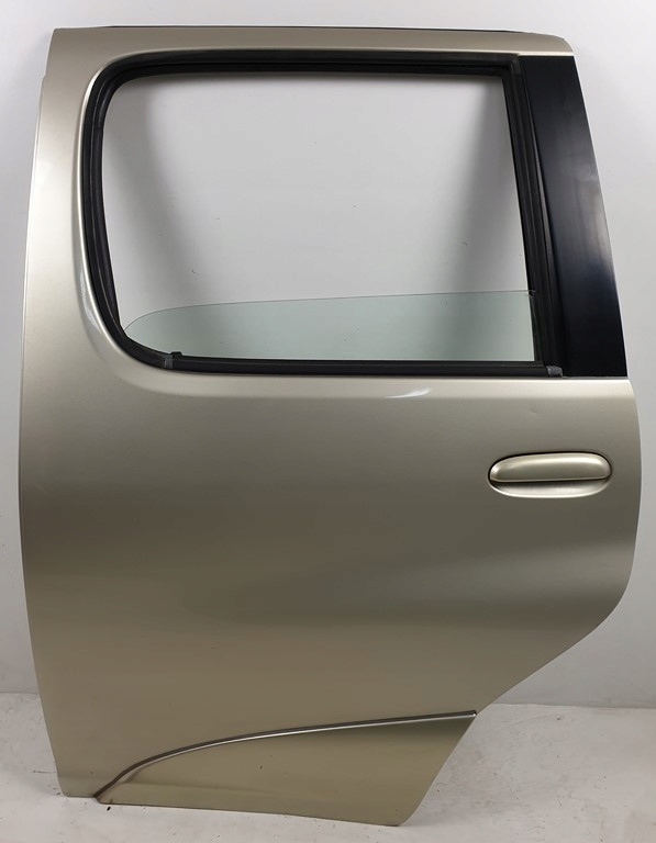 фото №1, Двері лівий задня 583 toyota yaris verso