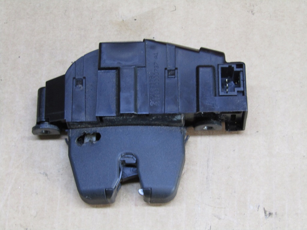 фото №1, Замок кришки багажника citroen c3 picasso 2009r