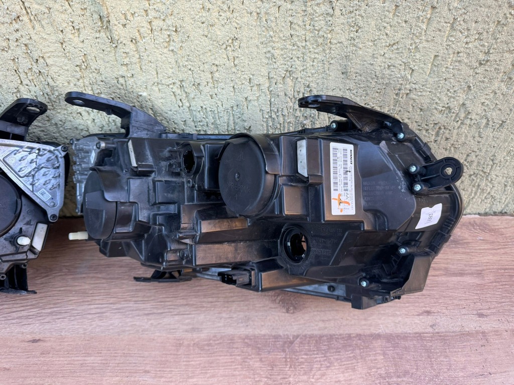 фото №13, Dacia duster ii 2 17- лампа ліва права передня перед led комплект