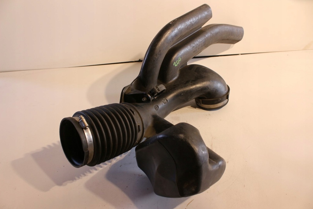 фото №8, Труба воздуха резонатор cadillac escalade 6.0