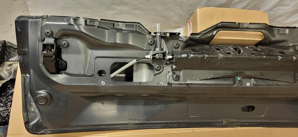 фото №11, Bmw x5 e70 06-13 крышка багажника задняя борт нижняя часть black sapphire 475/9 czarna