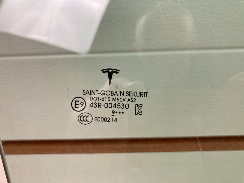 фото №8, Скло права передня tesla model x