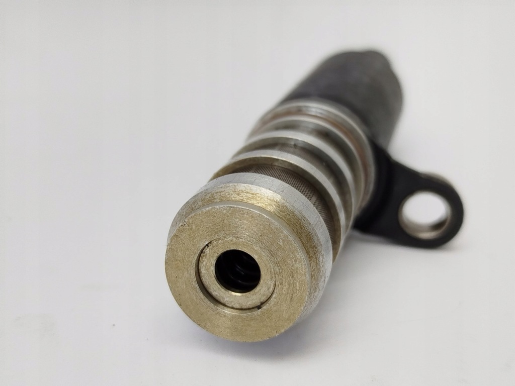 Электроклапан переменной фаза распределительного вала opel 12578518 Доставка