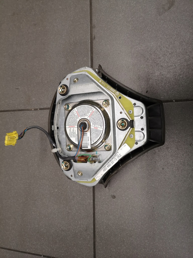 фото №11, Подушка подушка безопасности руля audi a6 c5 4b0880201g