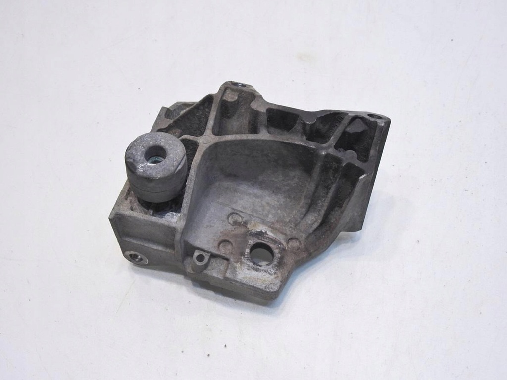 фото №7, Кронштейн двигателя volvo v70 iii 2.0 d3