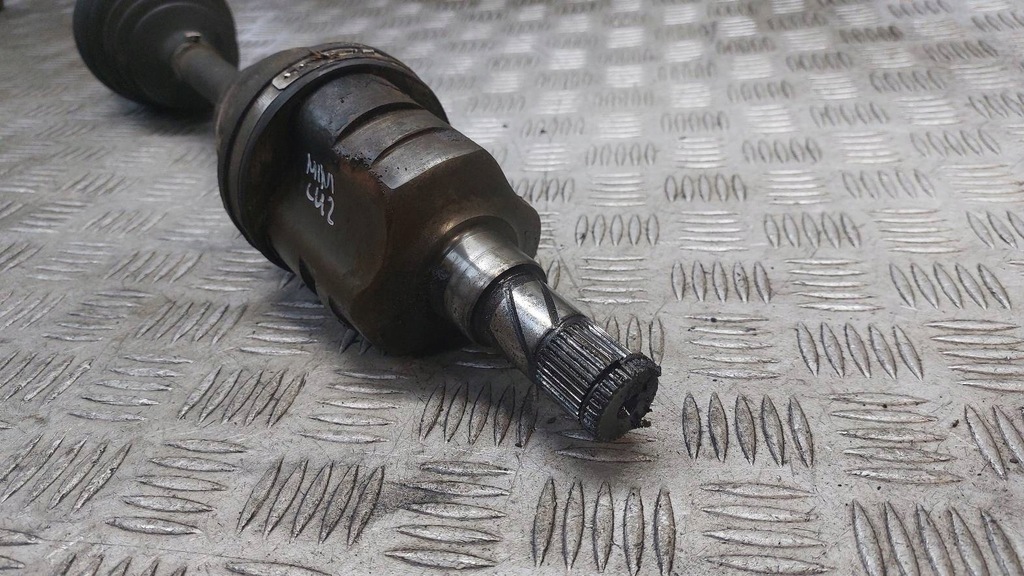 фото №4, Приводной вал левый перед leganza 2.0