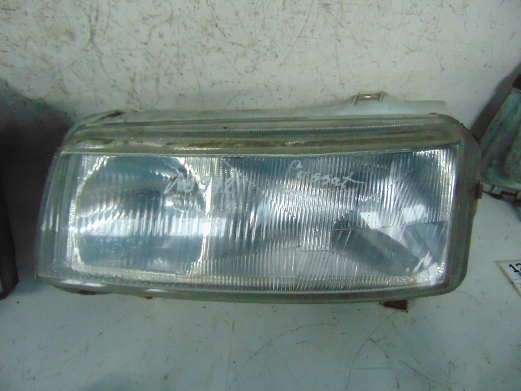 фото №1, Фара левый vw passat b4 95r