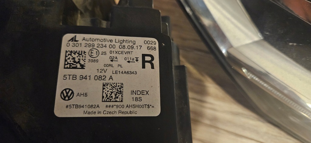 фото №6, Лампа ліва права vw touran 5ta full led комплект повний