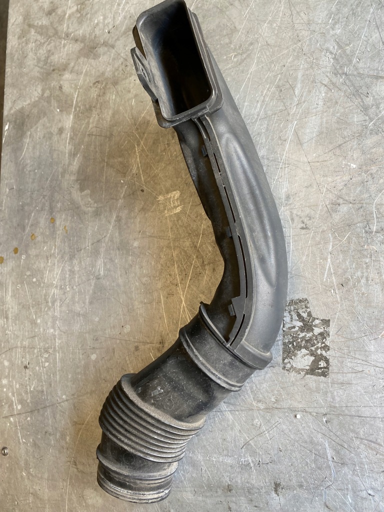 фото №1, Шланг ловушка воздуха peugeot 508 i lift 2,0hdi