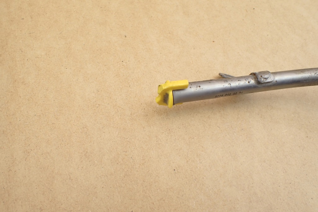 фото №8, Щуп щуп масла a2710101166 mercedes glc x253 2.0 cgi 274920