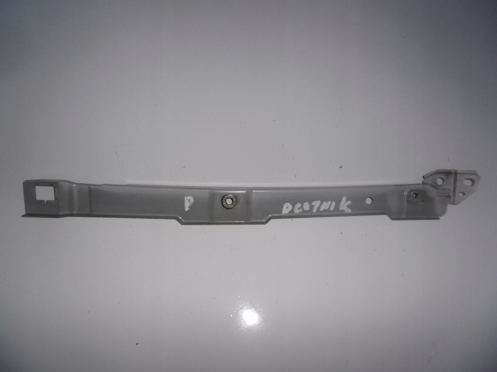 фото №1, Кронштейн правое кронштейн крыла almera tino