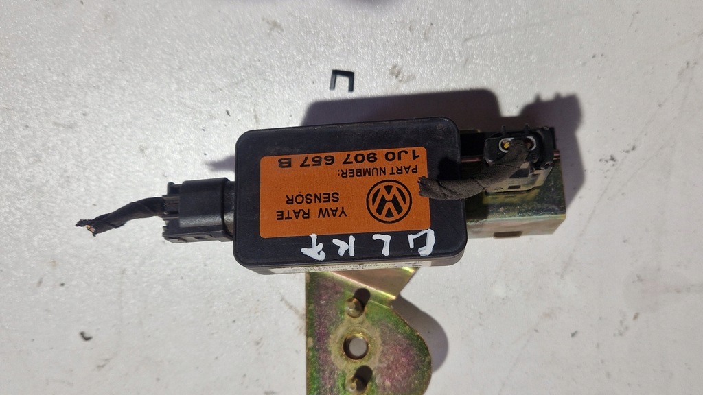 фото №1, Датчик датчик esp g202 1j0907657b golf iv