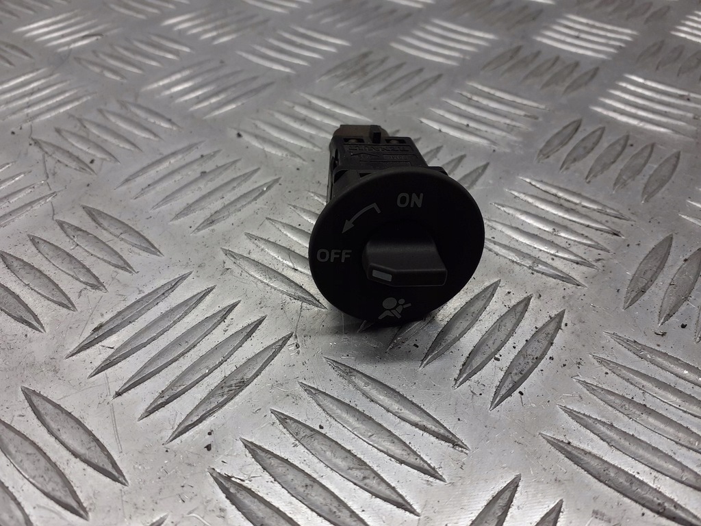 фото №1, Переключатель подушек renault clio iii