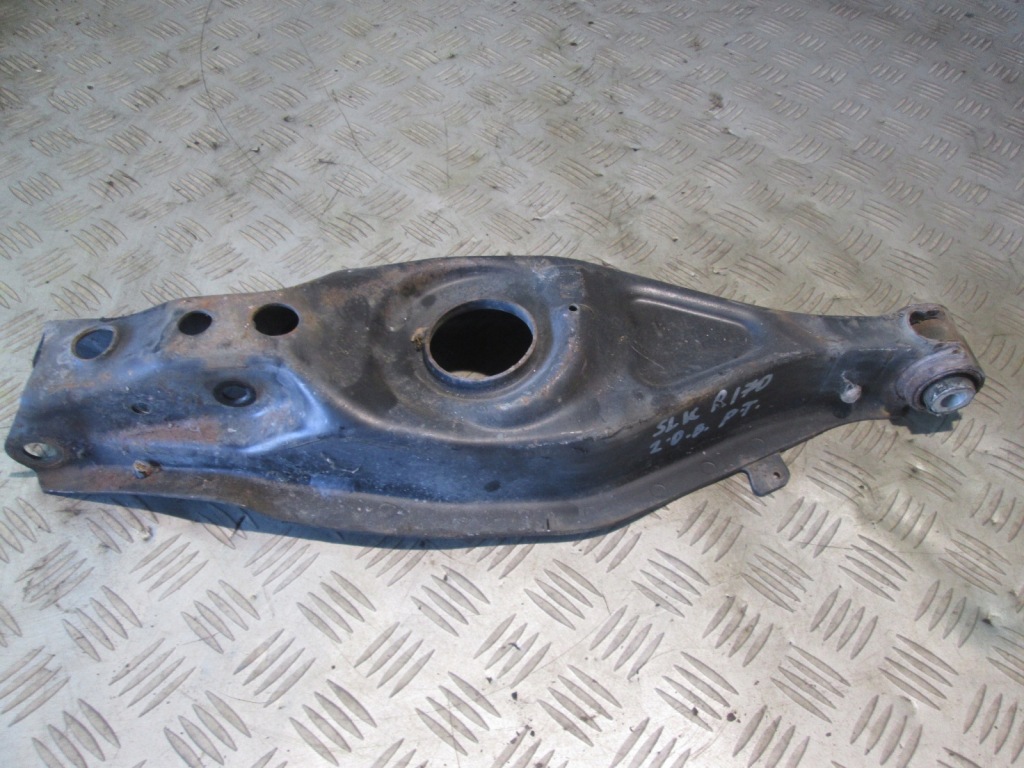 фото №1, Рычаг правый нижний задняя mercedes slk r170