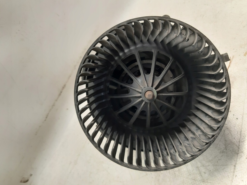 фото №11, Opel zafira b воздуходувка вентилятор обдув d8087