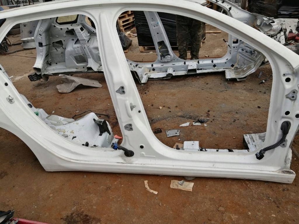 фото №1, Fiat tipo ii kombi поріг блок двигуна правий довгий