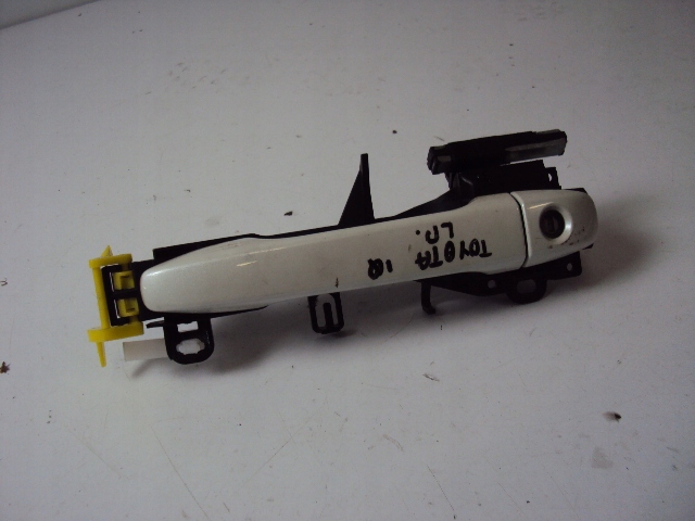 фото №2, Ручка дверь левый перед toyota iq