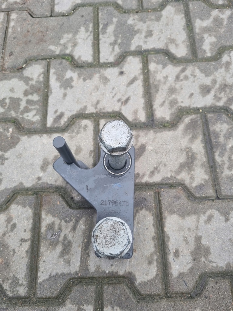 фото №1, Кронштейн кронштейн правий ресора renault gama t range c volvo fm 4