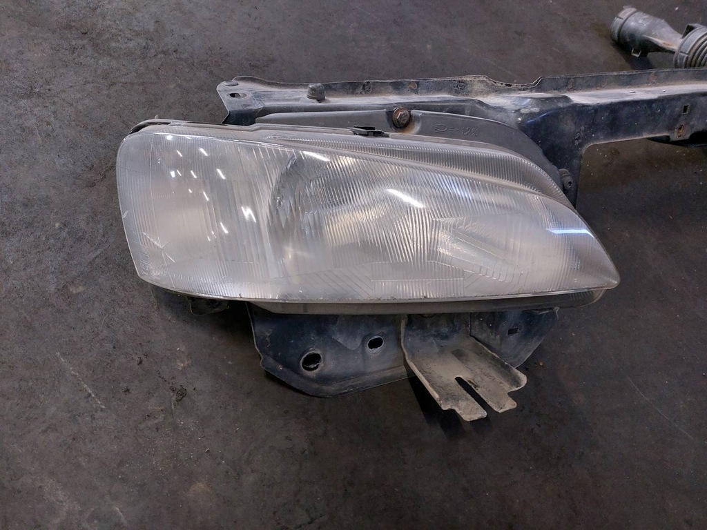 фото №14, Kompletny перед капот бампер лампа крыло peugeot 106 i lift exyb