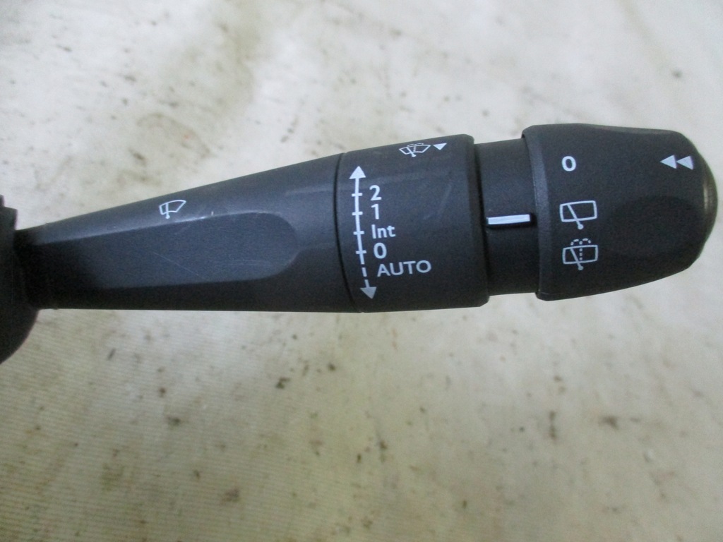 фото №7, Переключатели лента переключатели peugeot 2008 ii 98369240zd00